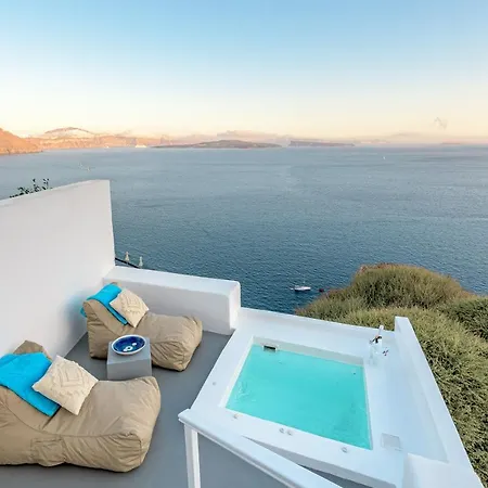 Amazing View With Jacuzzi Oia